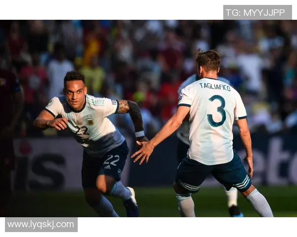 美洲足球球星崛起之路：从巴西到阿根廷的传奇故事